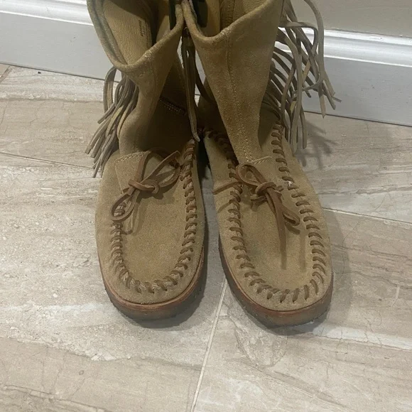 Polo Ralph Lauren Tan Fringe Moccasin Boots - Picture 2 of 5